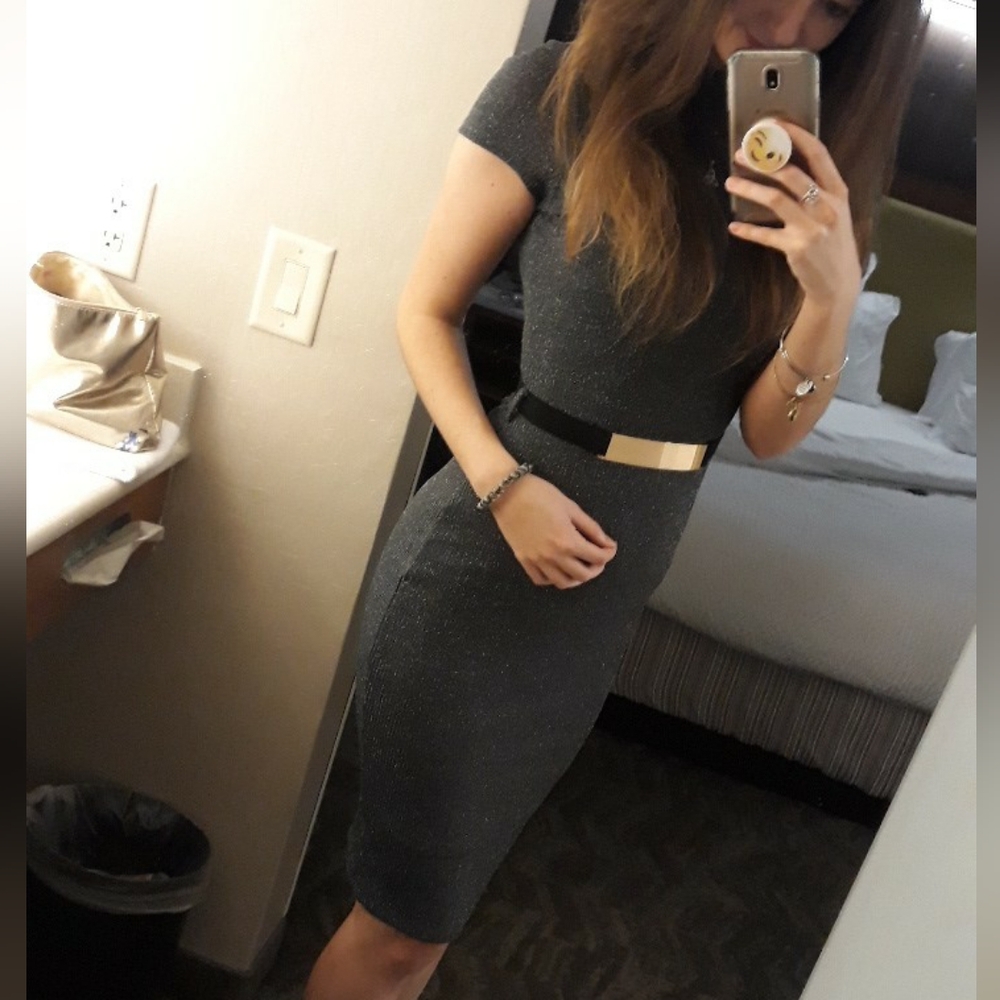 Sparkly fitted formal dress - Picture 2 of 8